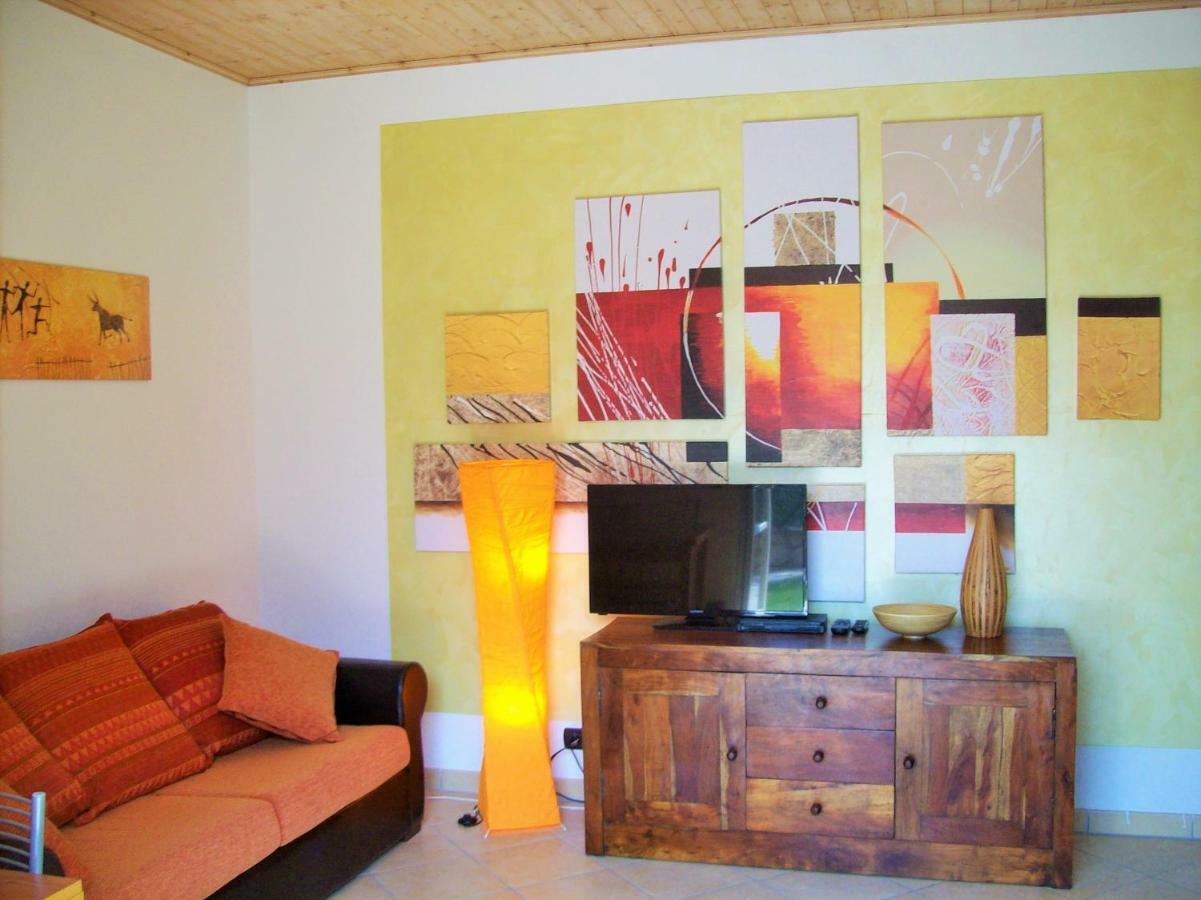 Appartamenti Tasel With Heated Pool Malcesine Exterior photo