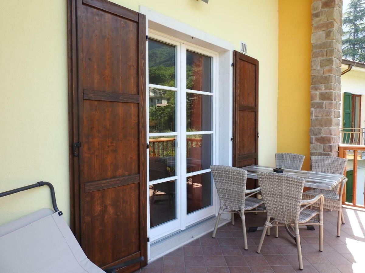 Appartamenti Tasel With Heated Pool Malcesine Exterior photo