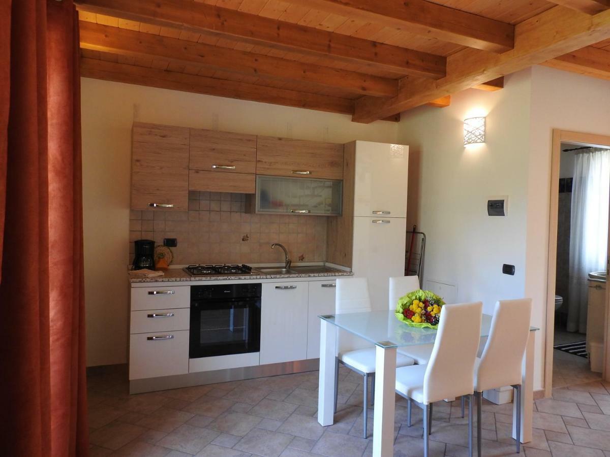 Appartamenti Tasel With Heated Pool Malcesine Exterior photo