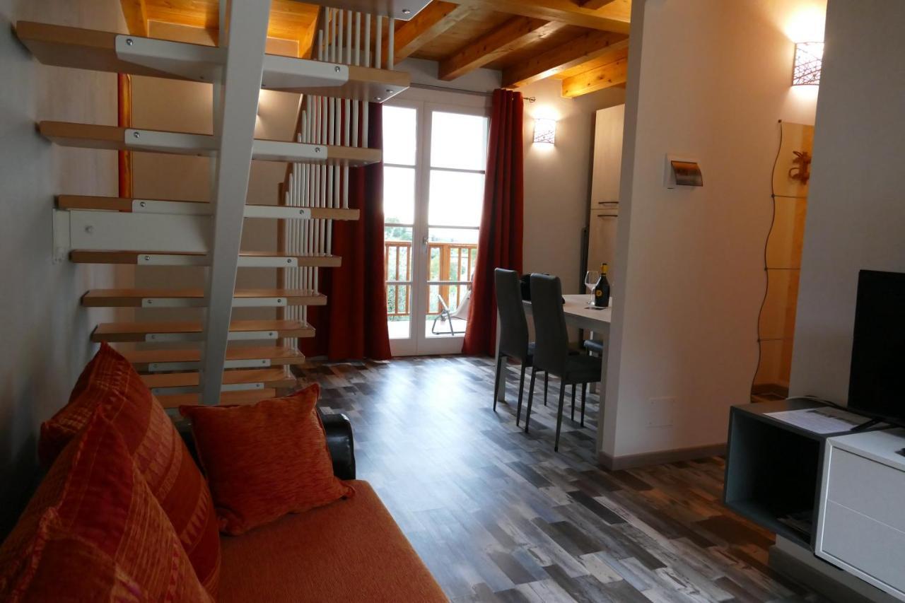 Appartamenti Tasel With Heated Pool Malcesine Exterior photo